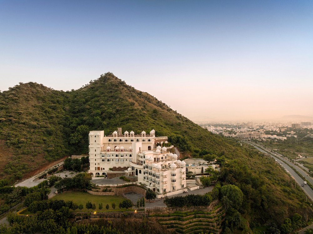 Bhairavgarh Palace wedding cost