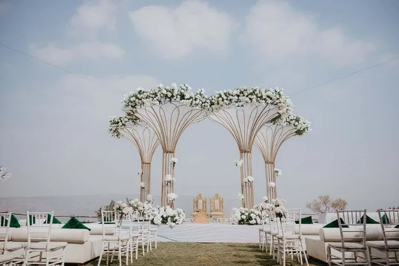minimalist wedding mandap