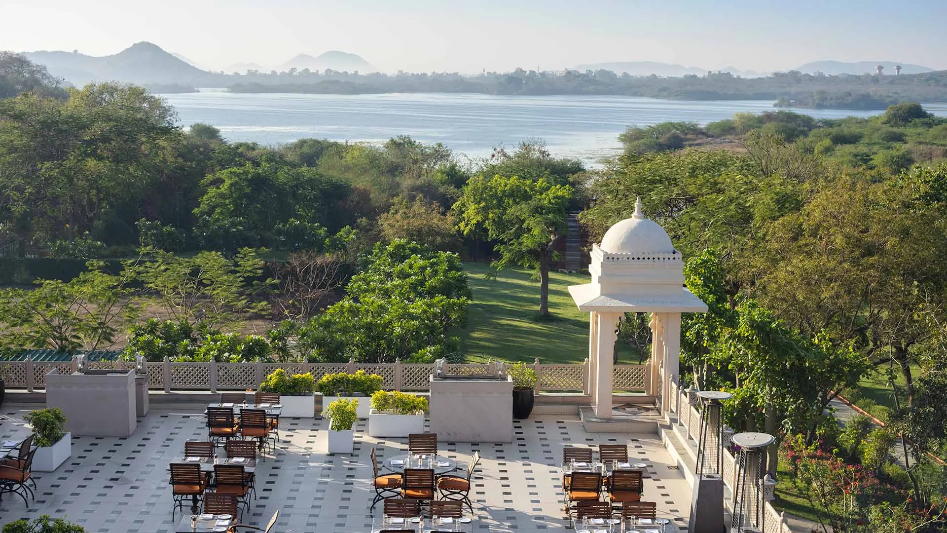 Taj lake palace udaipur weddings