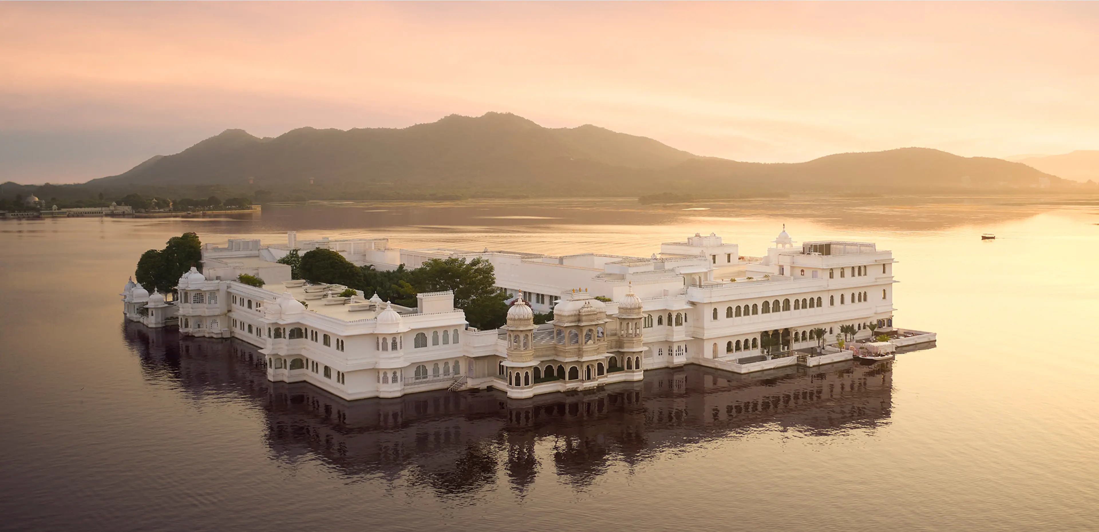Taj Lake Palace wedding cost