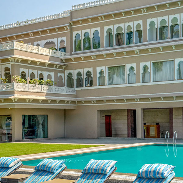 Lake-side Weddings Venue