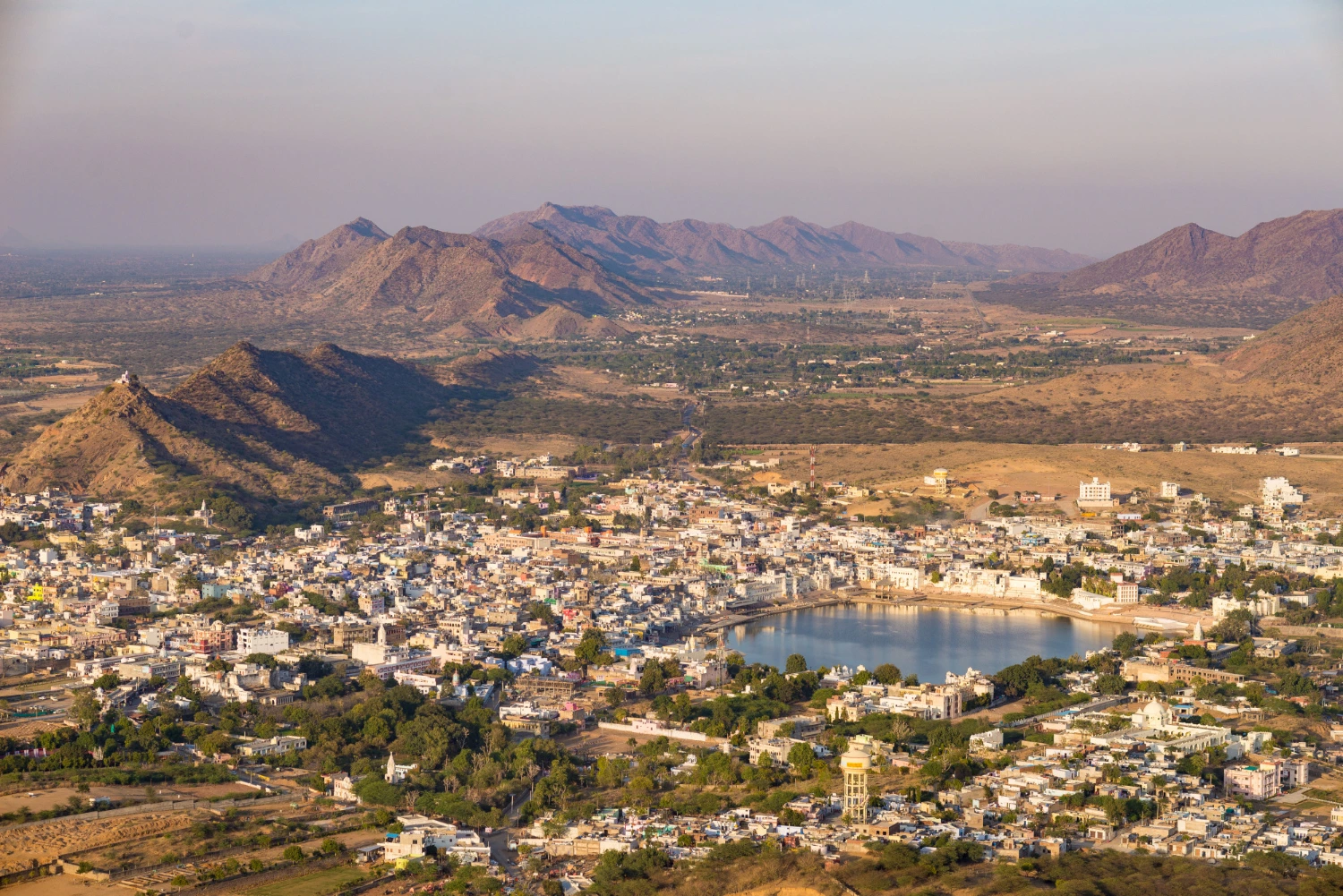 How to manage destination wedding costs in Pushkar, Rajasthan